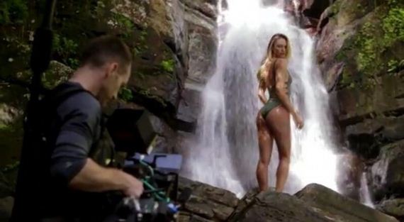 Candice-Swanepoel -VS-Swim